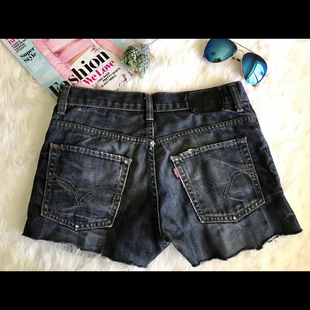 ☀️Posh Vintage Levi Cutoffs☀️